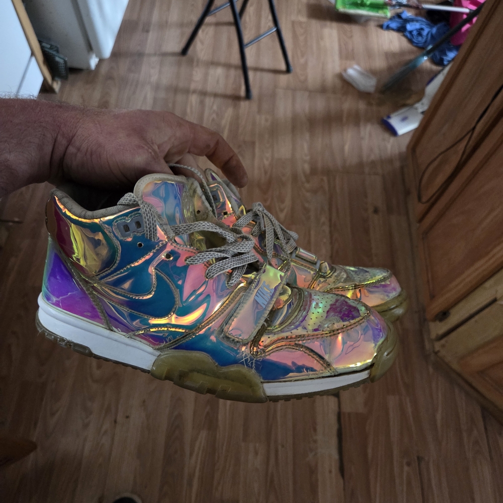 Nike Kids Holographic Sneakers - Picture 3 of 10